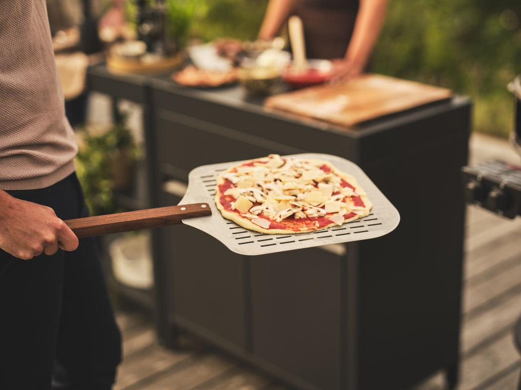 Perforeret pizzaspade Rustfri/ask